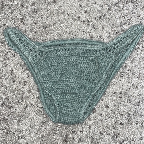 Knitted sage green bikini bathing suit set in women’s small with string ties - Picture 3 of 6